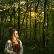 Je suis bilingue anglais français et je me soutien et accompagnement pour les personnes qui souhaitent apprendre l’anglais